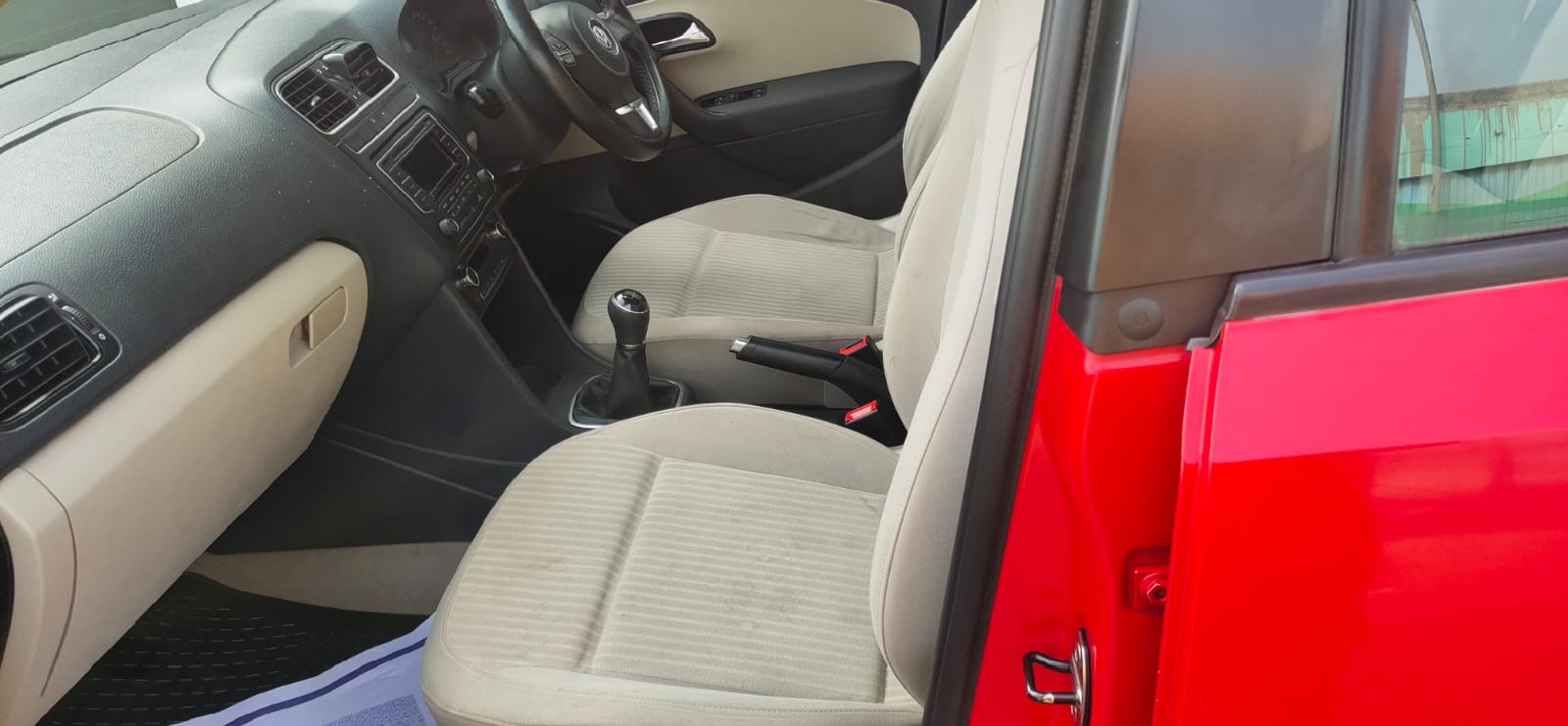 Volkswagen Polo(2012-2014) Highline 1.2l P